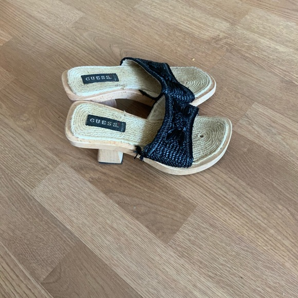 Guess slides - Picture 4 of 5